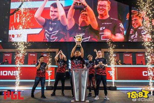 员树立了一 员树立了一